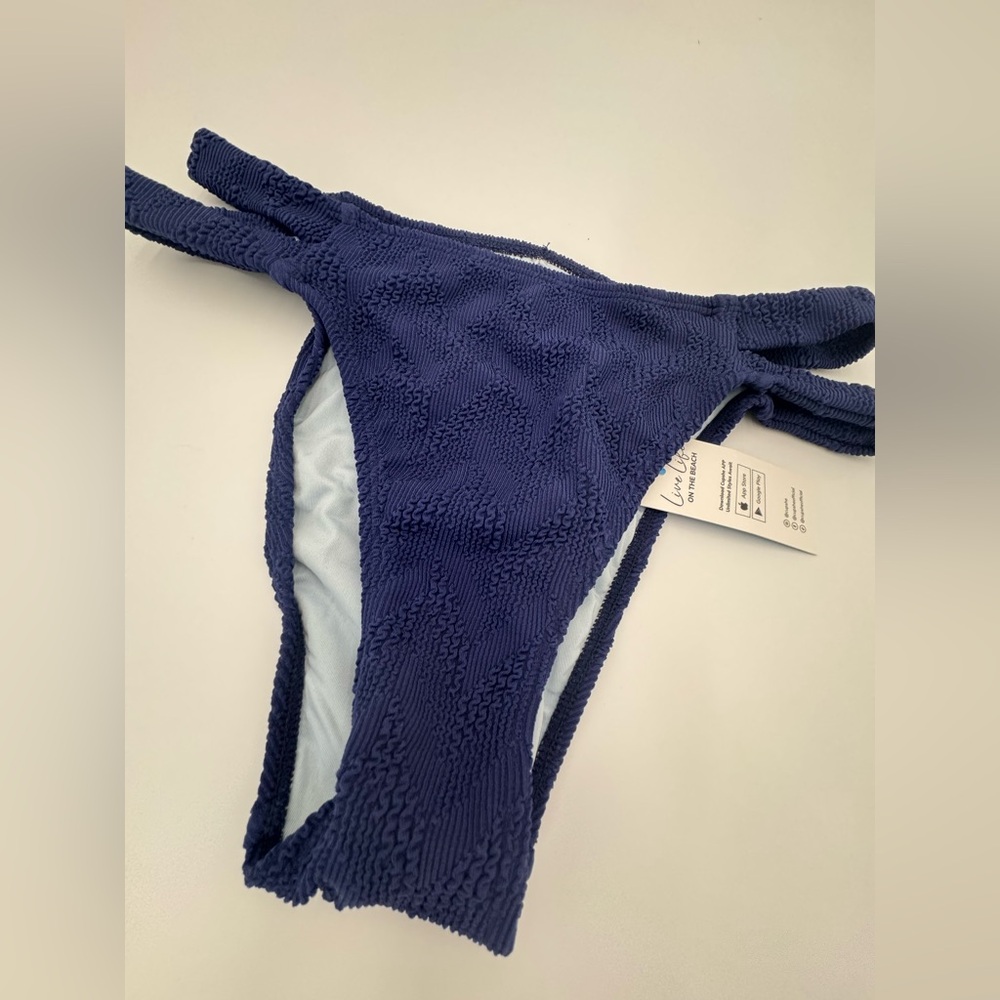 Cupshe Deep Blue Textured Bikini Bottom